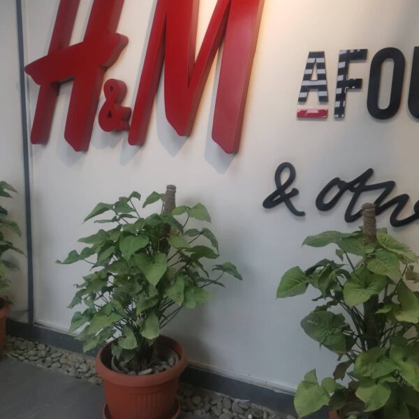 H&M_Brand_Image_01